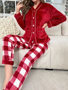 Buffalo Plaid Print Contrast Piping PJ Set Red Casual-Woman  Long Sleeve  Christmas,Gingham Pant Sets Non-Stretch All,Fall/Winter Women Sleep & Lounge, size features are:Bust: ,Length: ,Sleeve Length: Gingham Pants, Button Pants, Plaid Trousers, Matching Family Pajamas, Fleece Pajamas, Contrast Piping, Simple Shirts, Womens Fleece, Plaid Pants