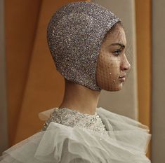 Christian Dior 2019, Layering Street Style, Lace Bonnet, Glitter Party, Swim Caps, Fashion Inspiration Design, Costume Hats, Dress Hats, New Year's