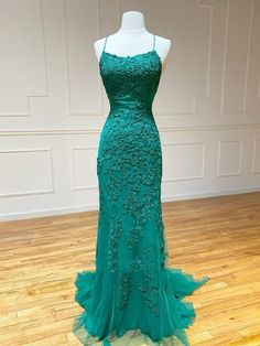 Silhouette: Mermaid Waist: Natural Sleeve Length: Sleeveless Fabric:?Lace Shown Color: Green Built-In Bra: Yes Lilac Prom Dresses, Green Formal Dresses, Mermaid Prom Dresses Lace, Backless Evening Dress, Prom Dresses Long Mermaid, Spaghetti Strap Prom Dress, Green Mermaid, Backless Prom Dresses, Maxi Gown Dress