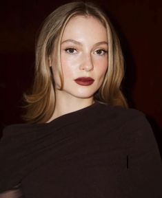 Best Makeup Looks, Hannah Dodd, Ginger Rose, Makeup Eye Looks, Makeup For Green Eyes, Dream Hair, Netflix Series, Face And Body