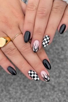 Nail Short, Checkered Nails, Kutek Disney, Punk Nails, Cute Gel Nails, Short Nail