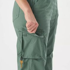 image of person opening cargo pocket on overalls Gardening Overalls, Gardening Pants, Leg Machines, Duluth Trading Company, Gardening Outfit, Bib Overalls, Ripstop Fabric, Cargo Pocket, Overalls Women