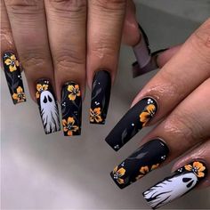 Questions? Leave A Comment Below! Summer Halloween Nails, Halloween Aesthetic Nails, Summerween Nails, It Nail Art, Nail Art Halloween, Unghie Sfumate, Long Press On Nails, Halloween Acrylic Nails, Halloween Press On Nails