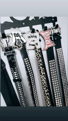 Dc Belt Buckle, Outfits With Studded Belt, Bb Belts, Dc Belt, Cool Belts, Studded Belts, Stud Belt, Rhinestone Belts