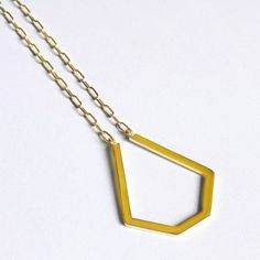 Made out of solid 100% 14k gold, NOT PLATED or hollow. This necklace features a 16” mini-paper clip link gold chain with a diamond-shaped design to hold your ring. Perfect for those who need to take their ring off frequently,while you wash your hands or do the dishes. For rings up to a size 10us. Wedding Ring Guide, Top Engagement Rings, Ring Holder Necklace, Wedding Gifts For Men, Diamond Jewelry Earrings, Precious Rings, Jewelry Education, Diamond Education, Wash Your Hands