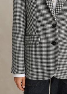 Houndstooth Single-Breasted Blazer Black/White Aw23 Fashion, Ladies Coat Design, Fashion Me, Cashmere Pants, Stylish Blazer, Black Houndstooth, Blazer Designs, Stylish Blouse, Outfit Inspiration Fall