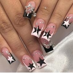 24 Count Press On Nails Rhinestone Adorned With Star Design French Tip Comes With Jelly Glue And Nail File New Stanley Cups, Valentine Nails, Y2k Nails, Fake Nails With Glue, Star Nails, Girls Nails, Stick On Nails, Fall Nail Designs, Nail Accessories