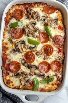 Easy Low Carb Pizza Casserole Ww Crustless Pizza Bake, Italian Sausage Recipes Keto Low Carb, Pizza Bowls Low Carb In Oven, Crustless Pizza Bake, Easy Low Carb Pizza, Low Carb Pizza Casserole, No Carb Pizza, Crustless Pizza, Pizza Lasagna