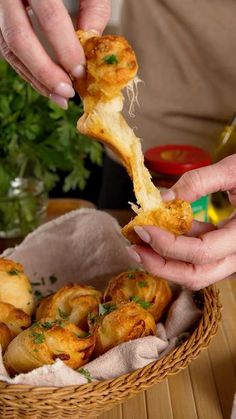 Discover the ultimate party snack with these Cheesy Garlic Cruffins! Bursting with cheesy goodness and a spicy kick from Lee Kum Kee Chili Garlic Sauce, these delightful bites are perfect for gatherings or movie nights. Easy to prepare and impossible to resist, these cruffins will have everyone reaching for seconds. Click to learn how to make this delicious appetizer.