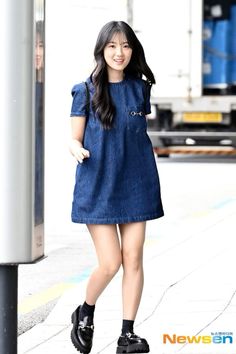 Kim Hye Yoon Outfit, Airport Outfit Korean, Kim Hye Yoon, Korean Couple Photoshoot, 15 October, Outfit Korean, Korean Couple, Korean Men