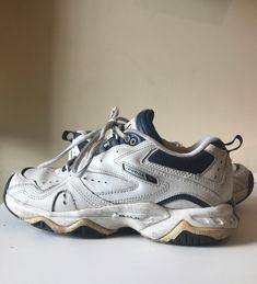 Very rare 2000s reebok dmx sneakers Vintage dad shoe vibes  Light use, great condition Small scuff on soles  Cleaned and sanitised before postage Unisex Size 7/12 eu 38 If you have any more questions please don't hesitate to message me! From my wardrobe to yours,  Mim . Pearl plastic spit Y2k Trainers, 2000s Sneakers, Y2k Sneakers, Baskets Reebok, 2000 Vibes, Vintage Trainers, Dad Shoe, Basket Vintage, Dad Sneakers