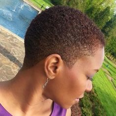 Black Women Thinning Hair Styles, Thinning Edges, Short Afro Hairstyles, Twa Hairstyles, Natural Hair Cuts, Natural Hair Short Cuts, Pelo Afro