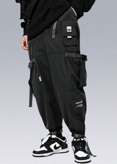 Wind Cargo Pants - Shop Darkwear - X Techwear Ninja, Techwear Cyberpunk, Apocalyptic Clothing, Samurai Pants, Techwear Pants, Techwear Outfits, Combat Pants, Urban Fashion Trends, Streetwear Pants