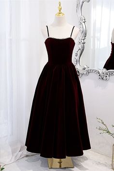 Burgundy Velvet A-line Midi Dress with Spaghetti Straps Black Velvet And Lace Dress, Black Tulle Prom Dress, Debs Dress, Velvet Prom Dress, Multi Way Dress, Prom Inspo, Floral Dress Formal, Graduation 2024, Dress Book