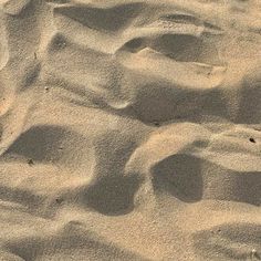 an image of sand that is very soft