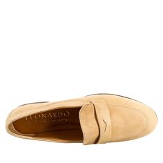 Women's moccasin in beige suede leather

1 cm high heel

Leather lining

Leather sole

Made in Italy

Composition:
 Upper: 100% Suede
 Lining: 100% Leather
 Bottom: 100% Leather
 Insole: 100% Leather Beige Slip-on Business Moccasins, Suede Moccasins With Removable Insole For Work, Beige Moccasins For Business With Round Toe, Beige Moccasins With Round Toe For Business, Calf Leather Moccasins With Suede Lining For Work, Beige Moccasins With Rubber Sole For Work, Workwear Moccasins With Calf Leather And Suede Lining, Workwear Calf Leather Moccasins With Suede Lining, Classic Beige Loafers For Business