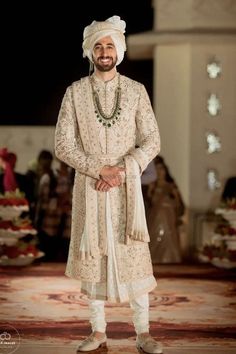 Wedding Outfit For Groom Indian, Dulha Sherwani Wedding For Men, Groom Outfit Wedding Indian, Indian Wedding Groom Outfits, Indian Groom Attire, Indian Groom Wear Wedding, Pastel Sherwani, Sherwani For Men Wedding Indian Groom