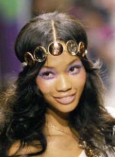 Disco Makeup, 70s Makeup, Kei Visual, Chanel Iman, Purple Makeup, Runway Makeup, Creative Makeup Looks, Blue Eyeshadow, Looks Black