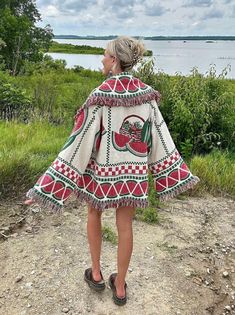 Introducing my latest creation! Upcycled a beautiful vintage tapestry blanket into this cozy, one of a kind blanket coat! Perfect for breezy seaside mornings, late nights at festivals, movie dates, or lounging around the house. Sure to turn heads wherever you may wander! Measurements: Length is approximately 33" Chest is approximately 45" Shoulder to wrist is approximately 22" 100% cotton. Very durable. This statement jacket was made with all of my heart, for any human, anywhere, that may be attracted to its vibe! My intention is that the piece will amplify the divine nature of your inner being. ✨🌙 Tapestry Blanket Upcycle, Blanket Clothes, Southwestern Blankets, Tapestry Jacket, Eye Blanket, Blanket Jacket, Tapestry Blanket, Upcycle Sewing, Blanket Coat