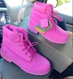 BOOT ADDICTIONS 💕💕💕👢 Pink Timberland Boots Outfit, Tim Boots, Tims Boots, Pink Timberland Boots, Bedazzled Shoes Diy, Timberland Boots Outfit, Boots Outfit Men, Timberland Outfits