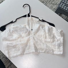 White Embroidered Floral Halter Crop Top. Size L. Never Worn. Embroidered Cropped Tops For Vacation, Summer Wedding Cropped Top, Cotton Top For Wedding In Spring, Summer Wedding Blouse With Chikankari Embroidery, White Cropped Top With Floral Embroidery, White Embroidered Cropped Crop Top, White Embroidered Cropped Top, Sleeveless Cotton Top For Wedding, Summer Embroidered Cropped Blouse