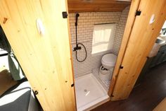 If they can do it, you can do it. Find smart and stylish ideas to steal for your bathroom of any size. Bathroom Shower Design Ideas, Tiny House Bathrooms, Minimalistic Lifestyle, Shower Design Ideas, Tiny House Company, Rv Car, Mold In Bathroom, Bathroom Shower Design, House Bathrooms