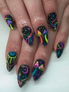 Alien Nails Acrylic, Edc Nails, Summer Nails Coffin, Alien Nails, Artsy Nails, Best Summer Nails, Summer Nails Designs, Trendy Nail Designs