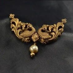 Peacock Locket Designs, Peacock Pendent Jewellery Designs, Peacock Lockets Gold, Antique Lockets Gold, Antique Pendal Set Design In Gold, Nallapusalu Lockets, Antique Gold Pendant Designs, 20 Grams Gold Choker Designs, Peacock Pendant Gold