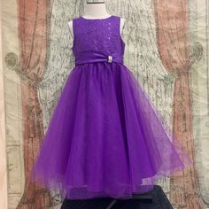 Ollie's Place Kids Size 8 Dresses Purple (s) Dresses Purple, Purple Background, Purple Backgrounds, Size 8 Dress, Background Wallpaper, Purple Dress, Purple, Dresses