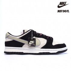 Shoe For School, Best Nike Shoes, Bape Shoes, School Pack, Nike Fashion Shoes, Cute Nike Outfits, Black Nike Shoes