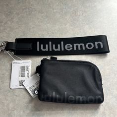 Black Lulu Keychain, Lululemon Keychain Black, Lululemon Keychain Wallet Aesthetic, Lululemon Keychain Wallet, Keychain Lululemon, Lululemon Wallet, Lululemon Keychain, 2024 Bags, Keychain Bundle