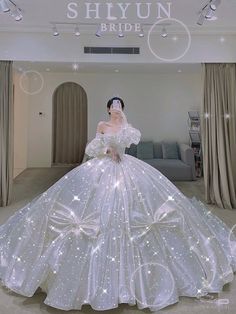 Reup ghi nguồn Princess Wedding Dresses Ball Gown Fairytale, Ball Gowns Fantasy, Mode Purple, Dresses Royal Blue, Blue Quince, Wedding Dresses Princess Ballgown, Extravagant Wedding, Pretty Quinceanera Dresses