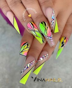 Flame Nail Art, Abstract Nails, Line Nail Art, Awesome Nails, Lines On Nails, Dope Nail Designs, Nails Colors, Acrylic Nails Coffin Pink, Nail Envy