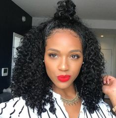 Flexi Rod Curls, Down Curly Hairstyles, Leda Muir, Curly Weave Hairstyles, Make Up Tools, Brazilian Hair Weave, Scene Hair, Permed Hairstyles, Hair Crush