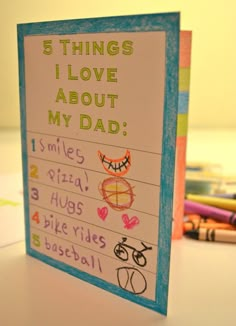 a card with writing on it that says 5 things i love about my dad,