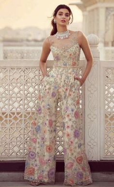 Ethnic Jumpsuit, Jumpsuit Ideas, Jumpsuit Outfit Wedding, Floral Pantsuit, Asian Couture, Diwali Dresses, Trendy Outfits Indian, Diwali Outfits, Anamika Khanna