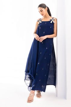 Midnight – Sania Maskatiya PK Face Pigmentation, Blue Embroidered Dress, Draped Shirt, Sania Maskatiya, Latest Dress Design, Sketches Dresses, Kurti Designs Party Wear, Pakistani Dress, Designer Party Wear Dresses