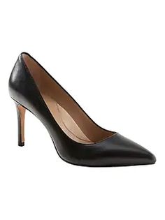 Women's Shoes - Shop All | Banana Republic Classic Chic Style, Insole Design, Casual Chic Outfit, Classic Chic, Comfort Wear, Work Outfits Women, Minimalist Outfit, Parisian Style, Luxury Outfits