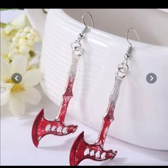 These Are Sooooo Sweet! Target Halloween, Funny Earrings, Estilo Hippy, Punk Earrings, Horror Halloween, Metal Detail, Halloween Shirts, Party Earrings, Funky Jewelry