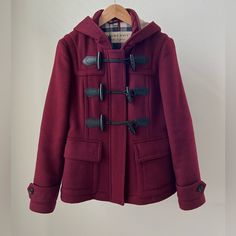 New With Tag / No Offer Please . 100% Wool Color : Deep Claret * Front Toggle Closure. * Attached Hood. * Long Sleeves With Button Tab Cuffs. * Oversized Flap-Patch Pockets. * Back Half-Belt. * Back Vent. * Unlined. * Made In Romania Cute Winter Clothes, Burberry Coat, My Style Outfits, Thrift Inspo, Duffle Coat, Burberry Jacket, Made In Romania, Soft Autumn, Sustainable Lifestyle