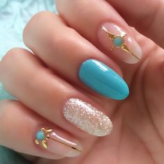 I'm not one to like the pointed nail but these are cute Nailart Glitter, Fall Nail Art Designs, Manicure Gel, Oval Nails, Cute Nail Art