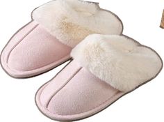 Winter Indoor Slippers With Plush Lining, Comfortable Warm Indoor Slippers, Comfy Indoor Winter Slippers, Comfortable Plush Lined Slippers For Loungewear, Comfy Warm Indoor Slippers, Fluffy Slippers For Winter Loungewear, Super Soft Comfortable Winter Slippers, Comfortable Plush Winter Slippers, Comfortable Super Soft Winter Slippers