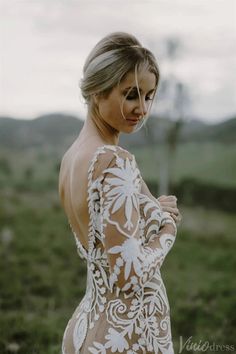 Long Sleeve Nude Boho Wedding Dresses Sheath Lace Bohemian Bridal Gown – Viniodress