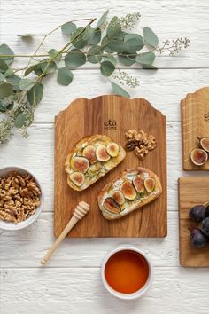 Cutting Board Set of Three, by etúHOME Charcuterie Boards, Recycled Glass, Oak Wood, New Kitchen, Reclaimed Wood, Provence, Cheese Board, Food Storage