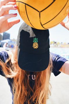 ➹// rinaaabm Volleyball Summer, Ideas De Outfits, Pineapple Water, Play Volleyball, Embroidered Baseball, Water Polo, Embroidered Hats, Celebrity Art