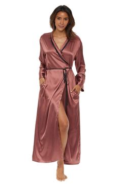 Redwood Bedtime Outfit, Satin Robes, Soft Robes, Lounge Robes, One Piece Clothing, Fleece Pajamas, One Piece Pajamas, Contrast Piping, New Classic