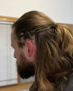 Men Wedding Hairstyles Long, Wedding Hairstyles For Men Long Hair, Groom Braided Hair, Elf Hair Men, Viking Wedding Hair Men, Witcher Hairstyles, Viking Mens Hair, Mens Fantasy Hair, Viking Man Hair