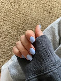 Short Round Pastel Nails, Pastel Acrylic Nails Short, Solid Color Nail Ideas Summer, Short Pale Blue Nails, Dip Nail Ideas Blue, Solid Gel Nail Color Ideas, Short Gel Nails Blue, Round Nails Short