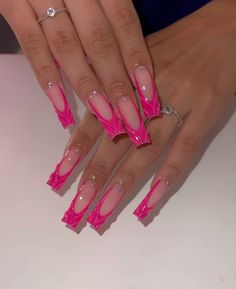 Polygel Acrylic Nails, Easy Gem Nail Designs, Pink Pisces Nails, Birthday Nails 2024, Pink Nail Designs 2023, Birthday Nail Set Ideas Pisces, Wet Nails Look, Nail Inspo Hot Pink, Pink Birthday Nail Designs