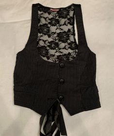 Emo Vest Outfit, Thrift Style, Vintage Thrift, Girl Fits, Vest Outfits, Goth Outfits, Colourful Outfits, Dream Clothes, Style Jewelry